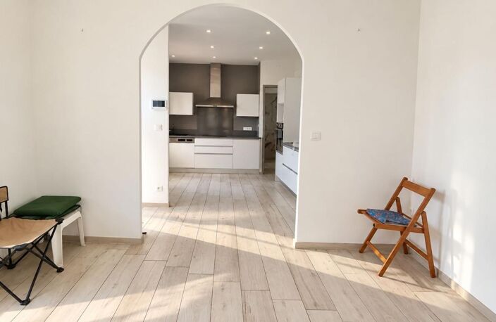 A vendre TOULON OUEST  maison de plain-pied de type 3 de 64 m² sur 304 m² de terrain — photo 2