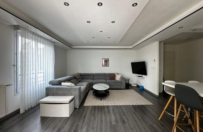 RUMILLY (74150) – A VENDRE - APPARTEMENT 4 PIÈCES AVEC TERRASSE ET DOUBLE STATIONNEMENT — photo 5