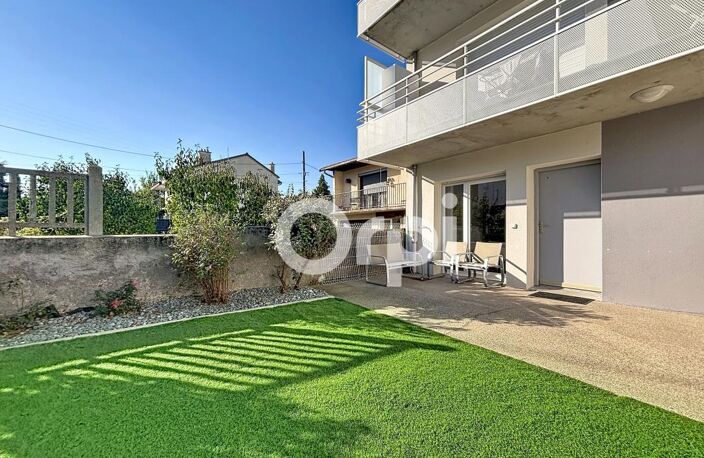 A DECOUVRIR et A NE PAS RATER - Appartement F3 Meublé NEUF avec espace privatif jardin/terrasse — photo 2