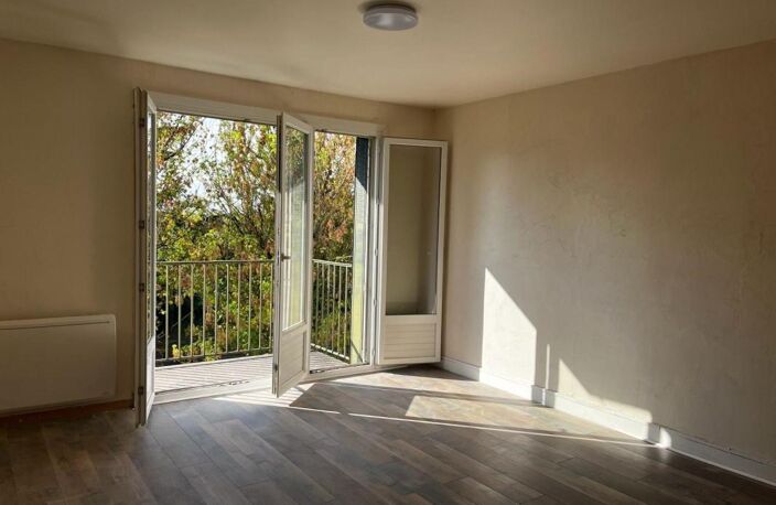 Appartement À Louer — photo 3