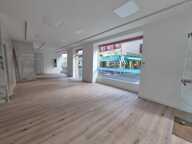 Bien Commercial À Vendre — photo 2