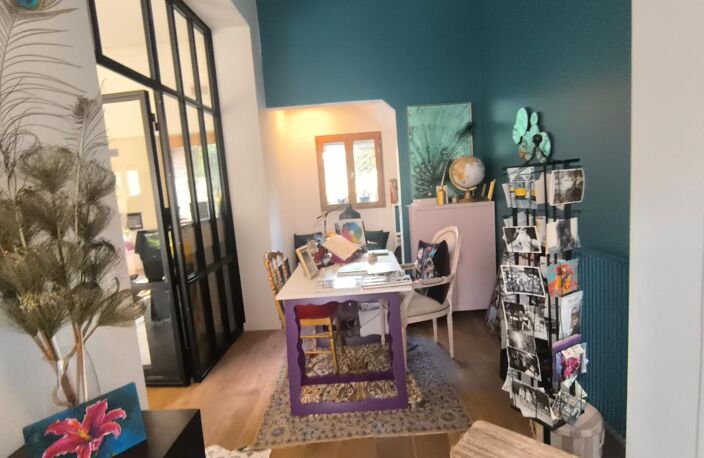 Appartement À Vendre — photo 2
