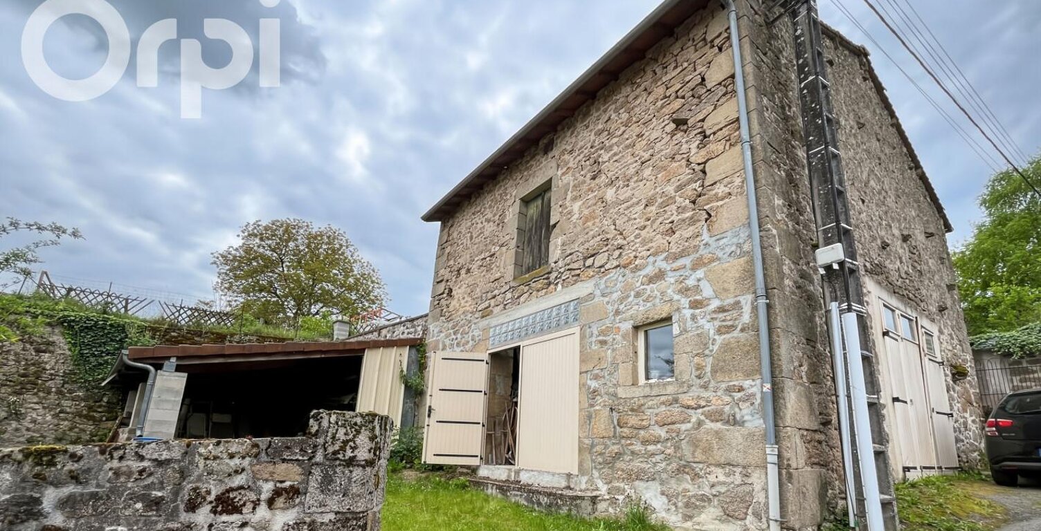  ️ GRANGE À FORT POTENTIEL – CENTRE DE RAZÈS – ENVIRON 105 M² — photo 1