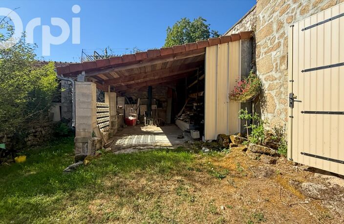  ️ GRANGE À FORT POTENTIEL – CENTRE DE RAZÈS – ENVIRON 105 M² — photo 2