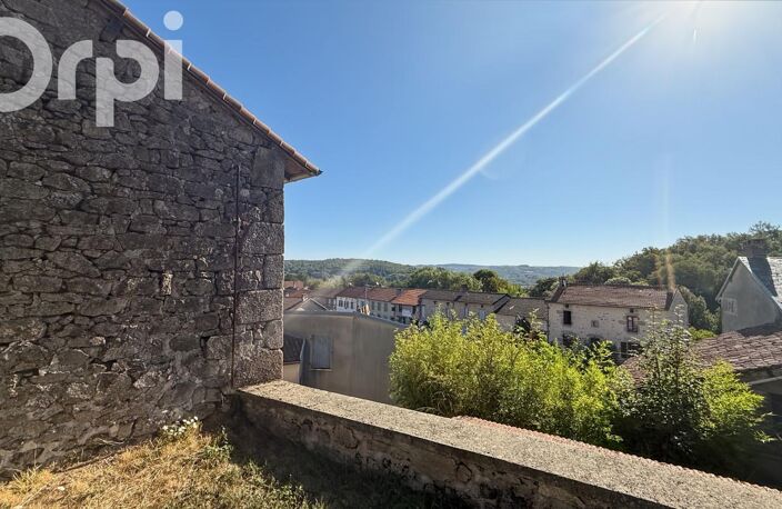  ️ GRANGE À FORT POTENTIEL – CENTRE DE RAZÈS – ENVIRON 105 M² — photo 4