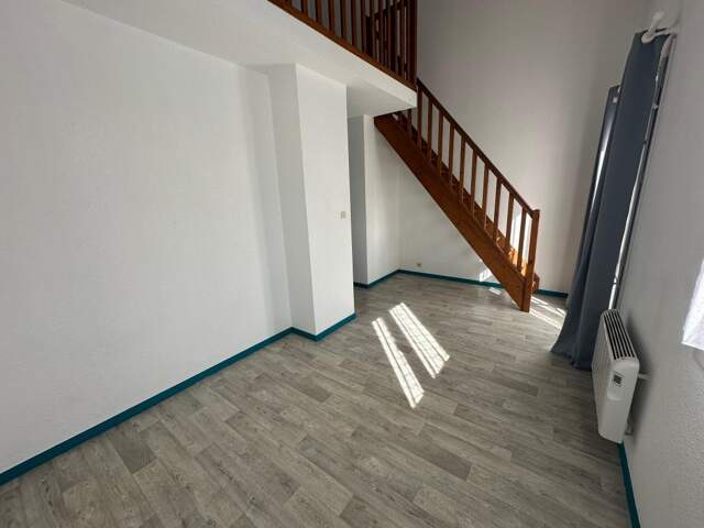   APPARTEMENT À LOUER –DUPLEX 33 M² LIMOGES — photo du bien