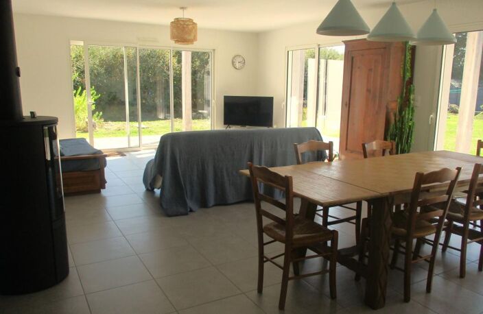 A LOUER EN EXCLUSIVITE, MAISON MEUBLE RECENTE de 110 m2 — photo 4
