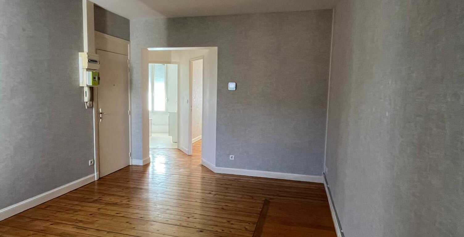 Appartement Reims 2 pièce(s) 43.30 m2 — photo 1