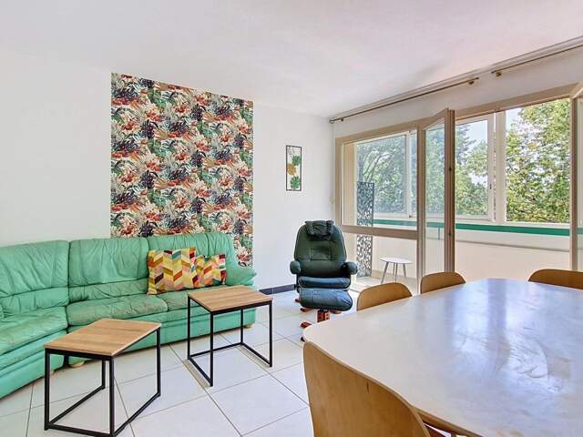 Appartement À Vendre — photo du bien