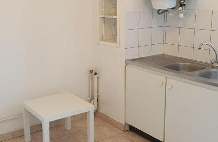 Appartement F1 de 18,59 m² dans résidence au calme proche gare SNCF — photo 2