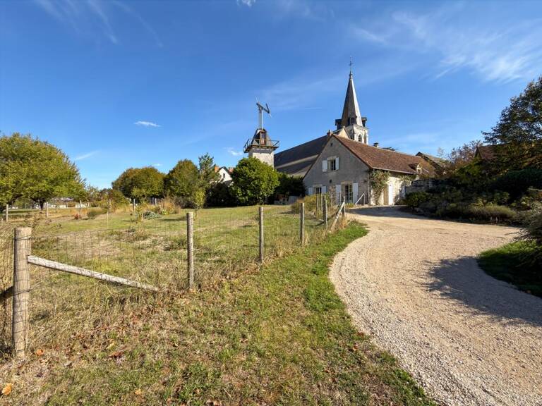 Maison de charme au pied de la tour Chappe — photo 1