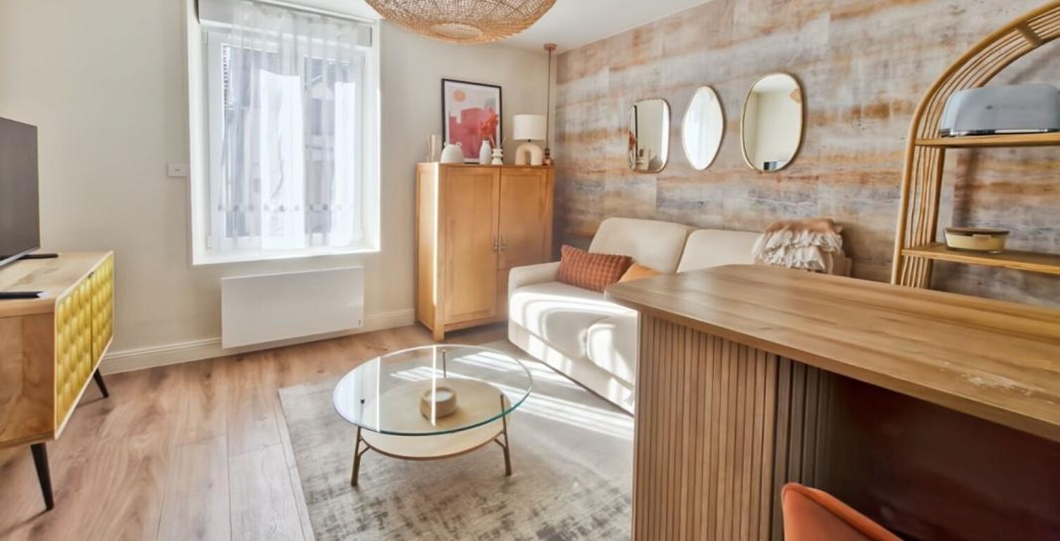 Appartement À Louer — photo 1