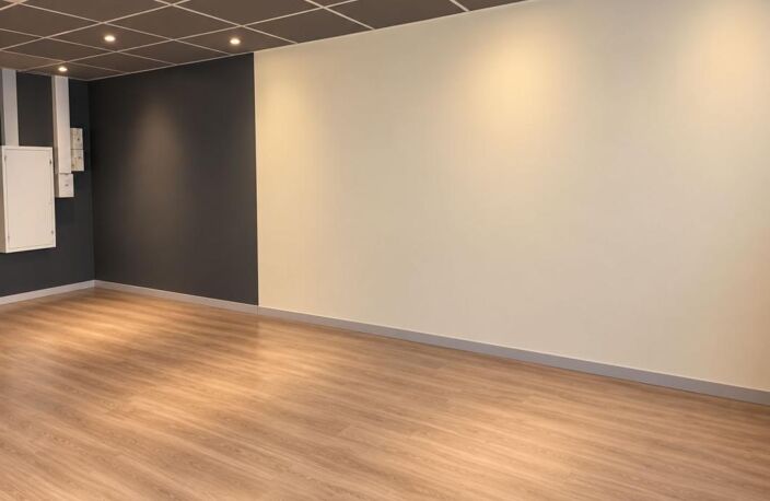Local commercial LA GARDE LIBRE — photo 3