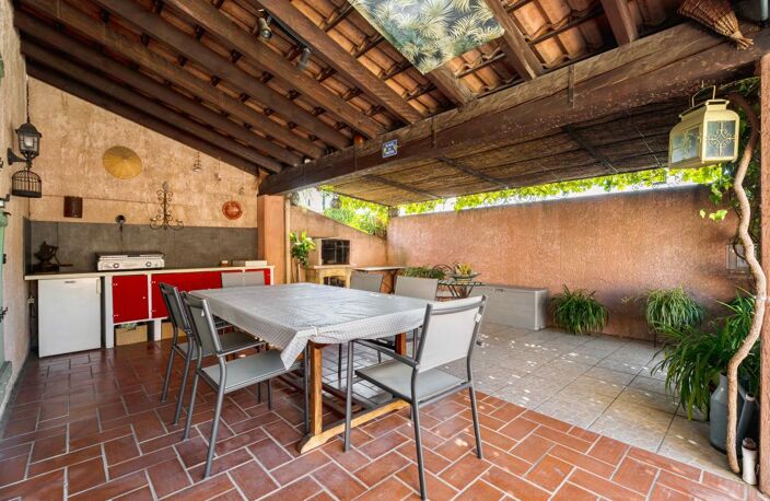 LA FARLEDE (83210) - MAISON 4 CHAMBRES - PISCINE — photo 5