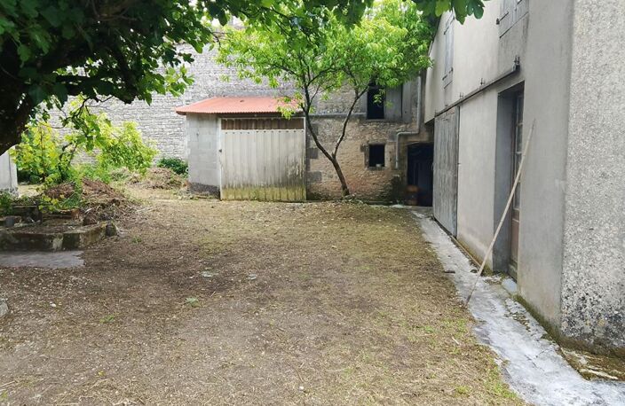 Maison Merignac (Charente) 4 pièce(s)  avec dépendances, 2500 m² de terrain — photo 3