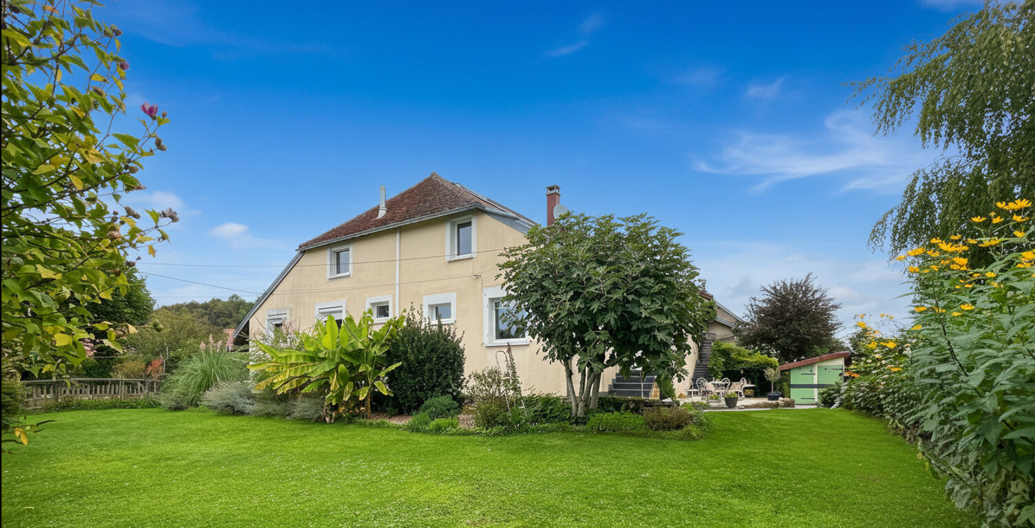 Pupillin - Maison -  362 m2 - 7 chambres — photo 1