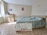 A VENDRE en Exclusivité à Saint Michel Mont Mercure, maison de 117 m2 avec 4 chambres et plusieurs dépendances sur une parcelle de 800 m2 env — photo 3
