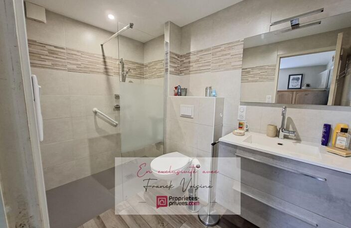 A VENDRE en Exclusivité à Saint Michel Mont Mercure, maison de 117 m2 avec 4 chambres et plusieurs dépendances sur une parcelle de 800 m2 env — photo 4