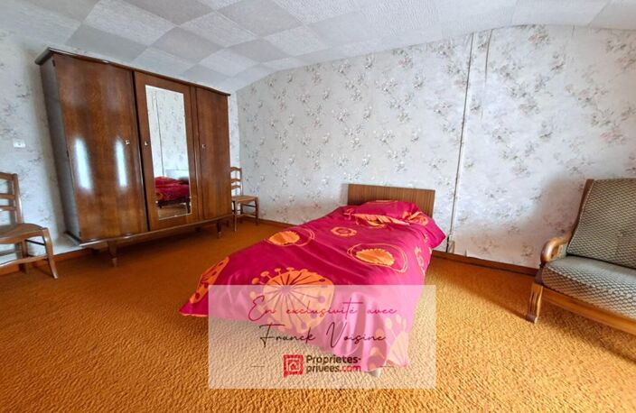A VENDRE en Exclusivité à Saint Michel Mont Mercure, maison de 117 m2 avec 4 chambres et plusieurs dépendances sur une parcelle de 800 m2 env — photo 5