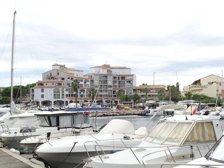 Appartement Canet En Roussillon 2 pièce(s) cabine de 23m²  Terrasse plus  parking — photo 1