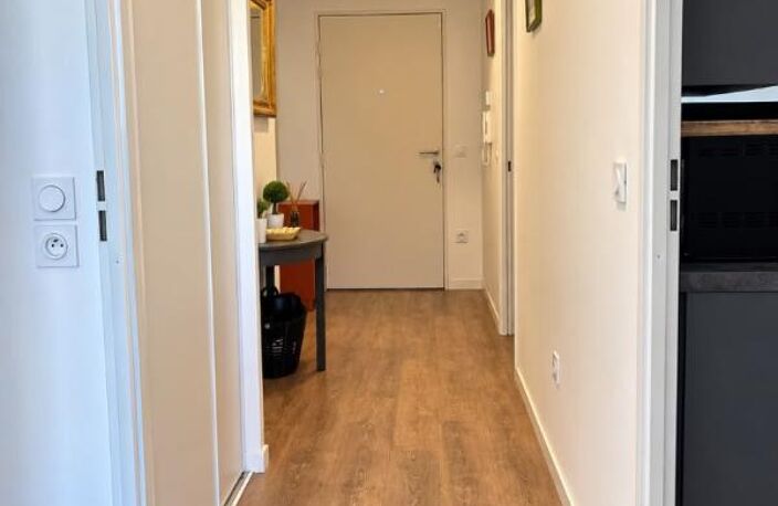 Appartement T4  de 100 m²  habitables Quartier Belcier / Euratlantique — photo 5