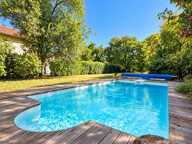 Maison de maître avec piscine et terrain arboré de 1 600 m² — photo 2