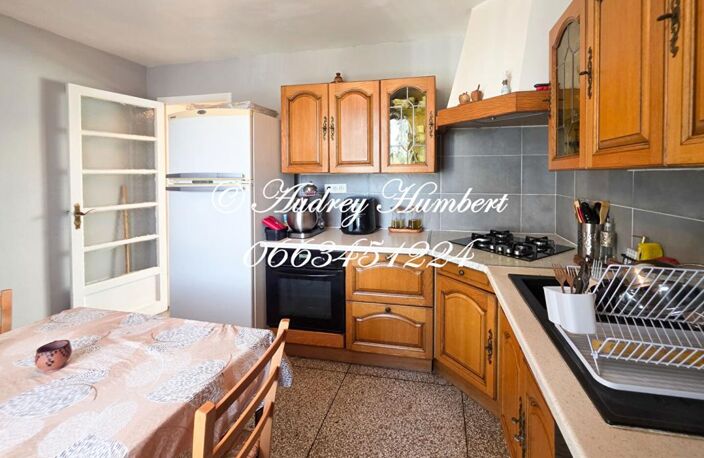 EXCLUSIVITE FORCALQUIER, proche centre-ville, APPARTEMENT T5, 109 M² avec balcon — photo 2