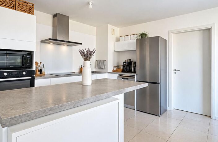 Vente appartement 82m2 BORDEAUX(33300) — photo 2