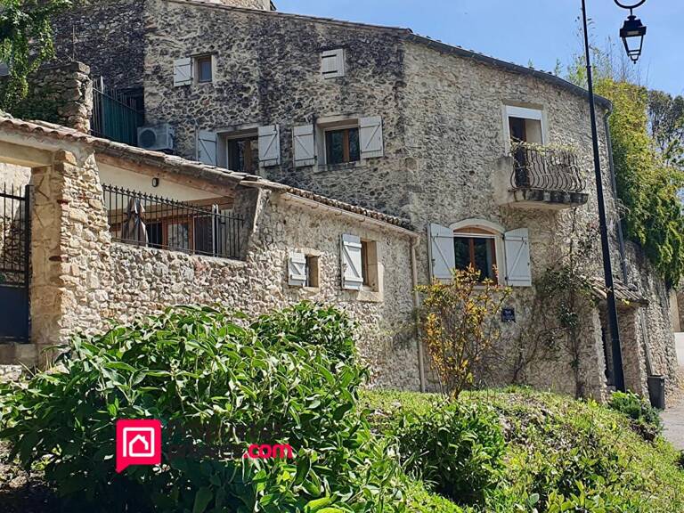 Maison de village entre Uzes et Nimes — photo 1