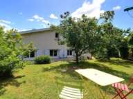 Maison de ville au calme dans la verdure — photo 2