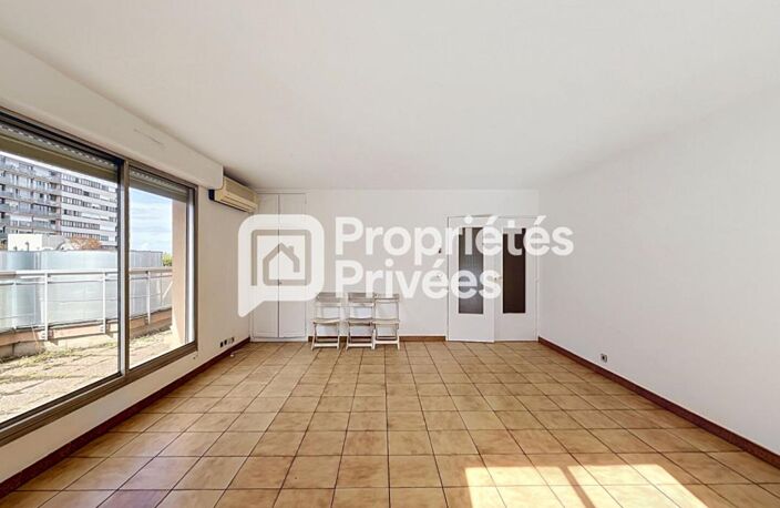 Nanterre - Spacieux 3 pièces de 84 m² - Dernier étage - Terrasse de 22 m² -  Box — photo 3