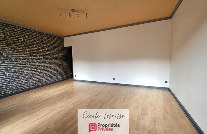 Maison 4 pièces avec terrasse, petit jardin et espace de stationnement — photo 2