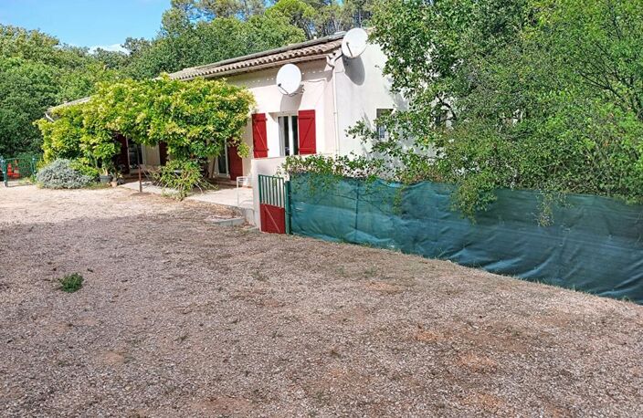 Maison sur 4809m² de terrain avec appartement indépendant et garage - Brignoles — photo 2