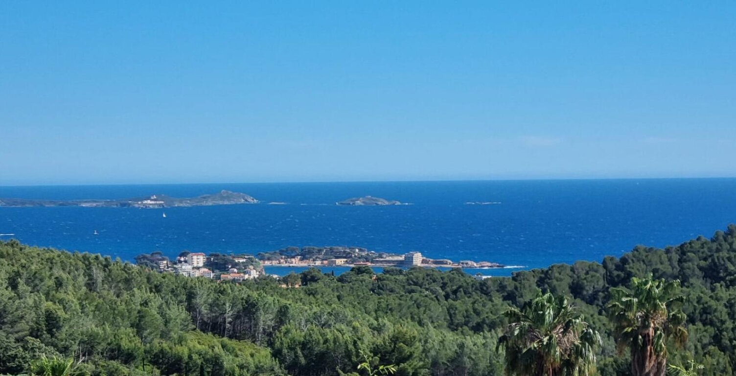 Villa  10 pièce(s) 220 m2 sur 2000 m² piscinable vue mer — photo 1