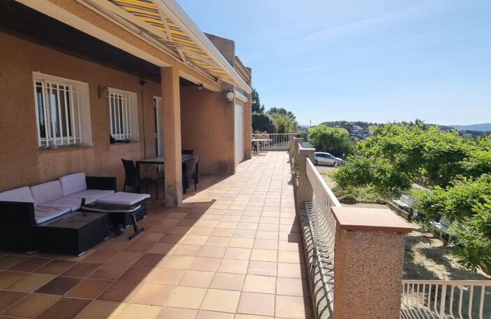 Villa  10 pièce(s) 220 m2 sur 2000 m² piscinable vue mer — photo 4