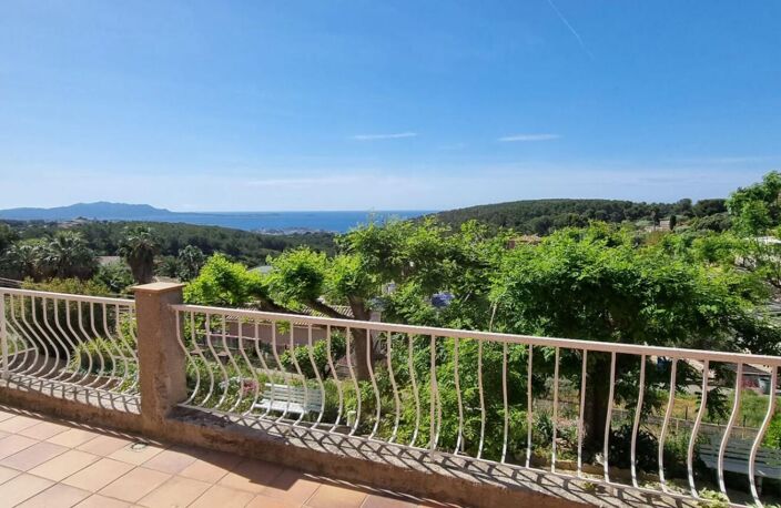 Villa  10 pièce(s) 220 m2 sur 2000 m² piscinable vue mer — photo 5