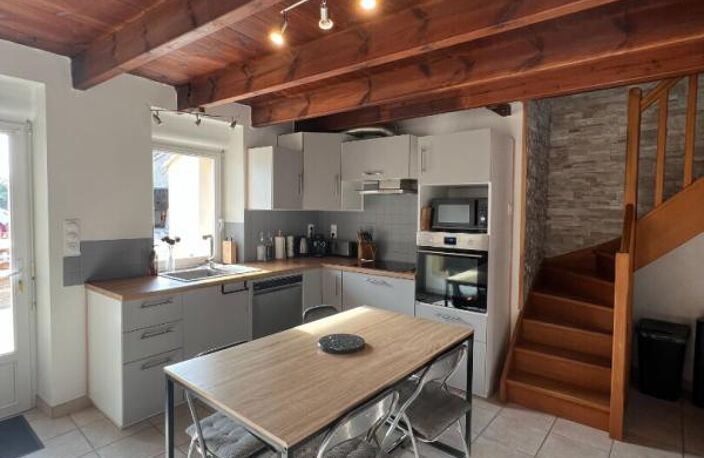 Maison La Regrippière 4 P . 2 Chs . Bureau . 90,11 M² . Garage . T 310 M² — photo 4