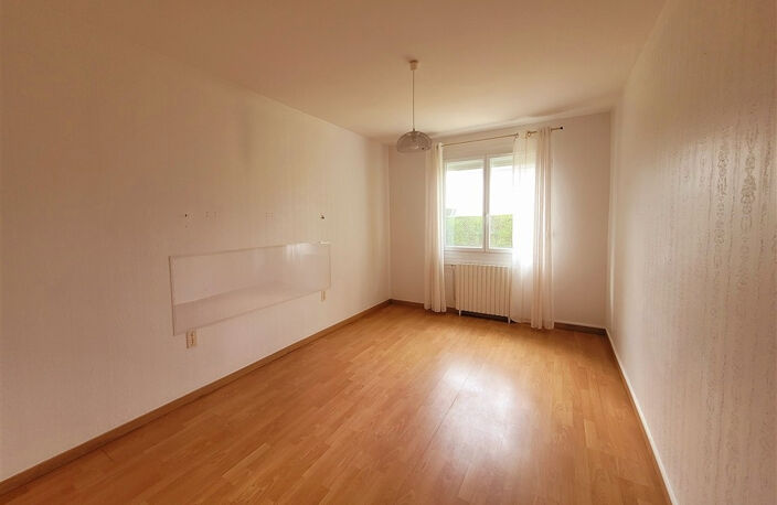 GARDES LE PONTAROUX (16320) : Maison plain pied de 96m2 avec garage — photo 5