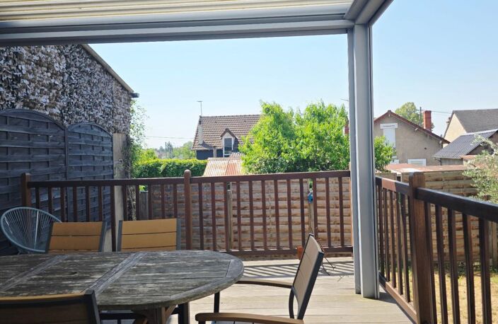 SAINT DOULCHARD MAISON 4 PIECES 3 CHAMBRES JARDIN SOUS-SOL — photo 2