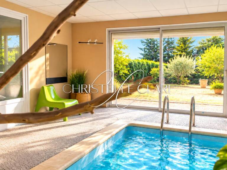 Jolie Propriété avec Piscine — photo 1