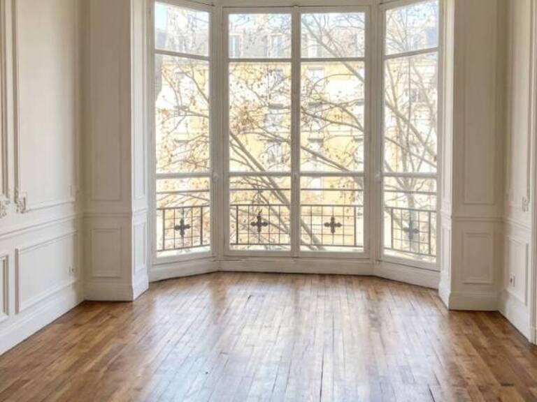 Appartement  4 pièce(s) 104.72 m2 735000 net vendeur honoraires d'agence 15000 — photo 1