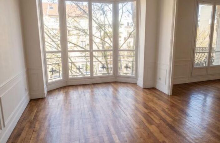 Appartement  4 pièce(s) 104.72 m2 735000 net vendeur honoraires d'agence 15000 — photo 2