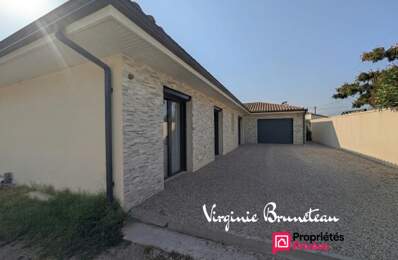 Maison de plain-pied entièrement rénovée, 3 chambres, garage et piscine — photo du bien