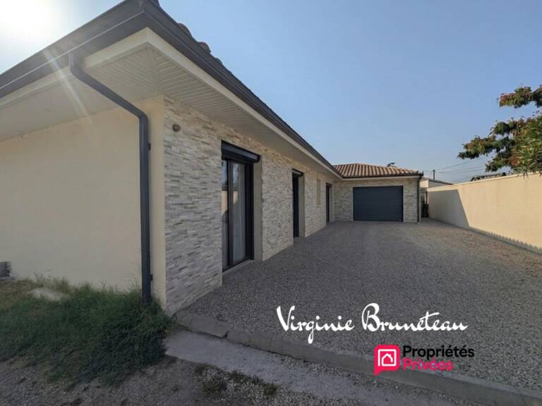 Maison de plain-pied entièrement rénovée, 3 chambres, garage et piscine — photo 1