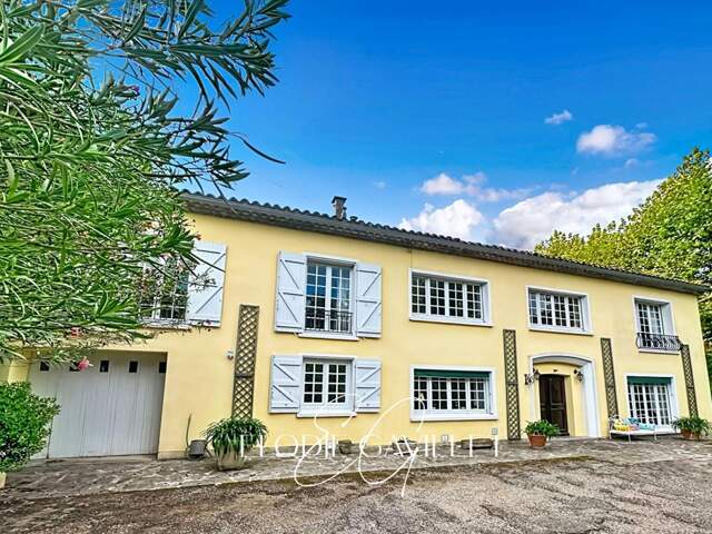 MAISON VIGNERONNE DE CARACTÈRE AVEC PARC À CARCASSONNE — photo du bien