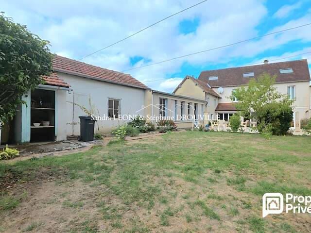 NOGENT LE ROI CHARMANTE MAISON FAMILIALE de 225 m², 6 chambres — photo du bien