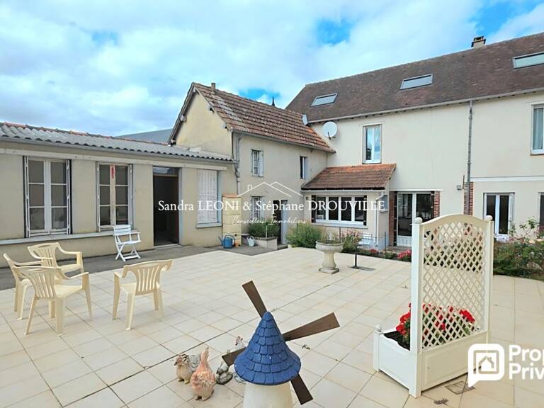 NOGENT LE ROI CHARMANTE MAISON FAMILIALE de 225 m², 6 chambres — photo 1