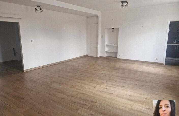 Appartement Vidauban 2 pièce(s) de 78m² entièrement rénové plus comble aménagé d'environ 30m² (80m² au sol) — photo 4