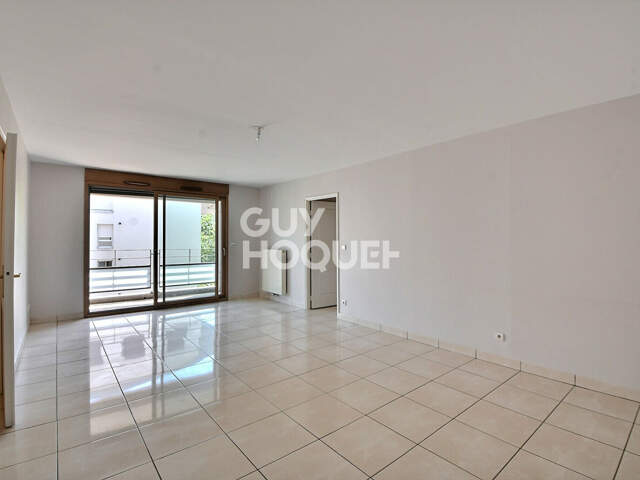 Proximité Montchat - Appartement T5 de 107 m² , Traversant & Lumineux, Étage Élevé, Garage inclus, Villeurbanne (69100) — photo du bien