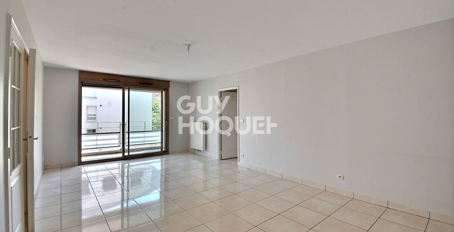 Proximité Montchat - Appartement T5 de 107 m² , Traversant & Lumineux, Étage Élevé, Garage inclus, Villeurbanne (69100) — photo 1